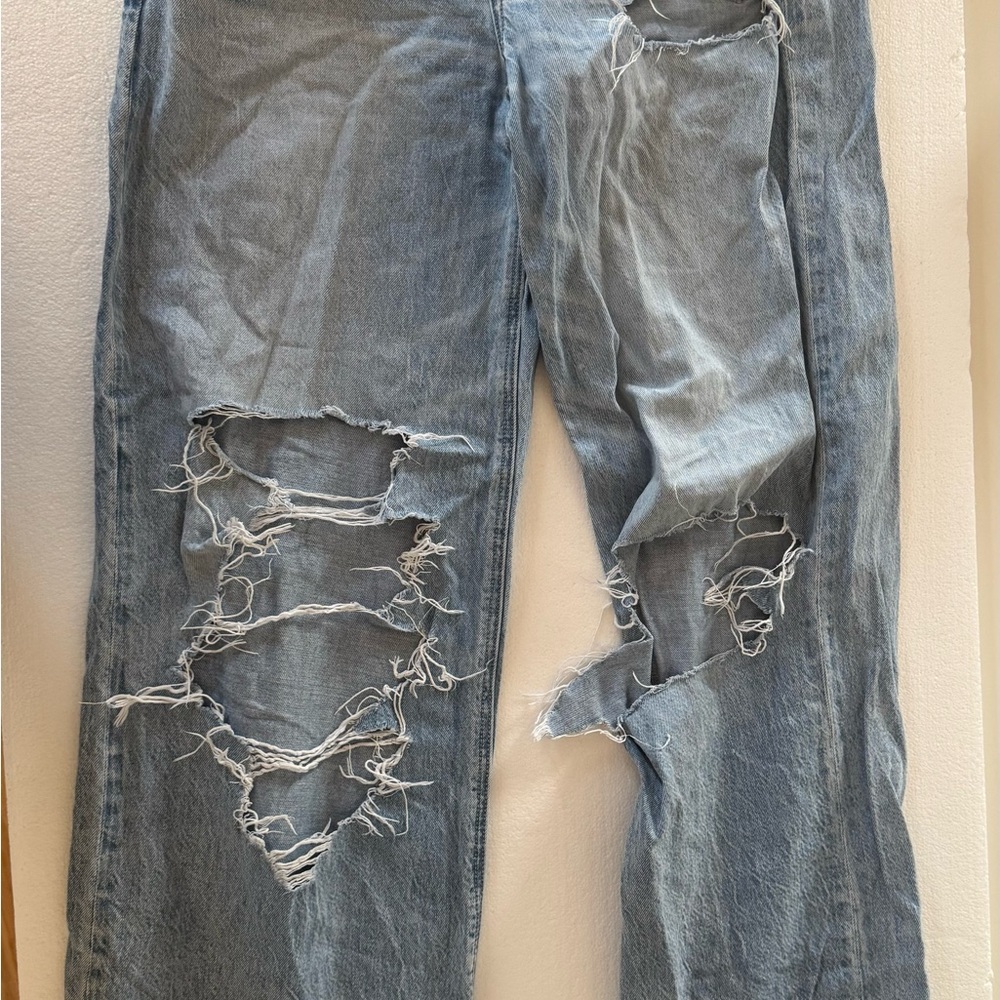 American Eagle Outfitters High Rise Ripped Jeans - Light Blue